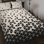 Black And White Geometric Pattern Print Quilt Bed Set