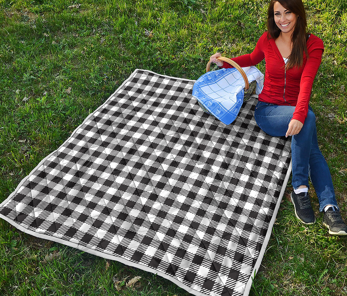 Black And White Gingham Pattern Print Quilt