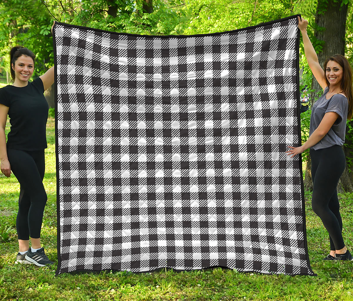 Black And White Gingham Pattern Print Quilt