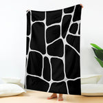 Black And White Giraffe Pattern Print Blanket