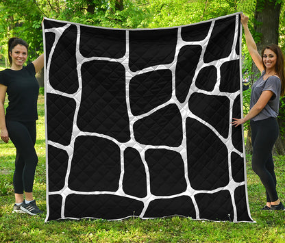 Black And White Giraffe Pattern Print Quilt