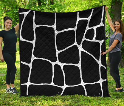 Black And White Giraffe Pattern Print Quilt