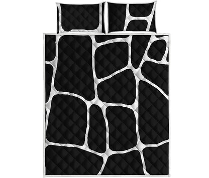 Black And White Giraffe Pattern Print Quilt Bed Set