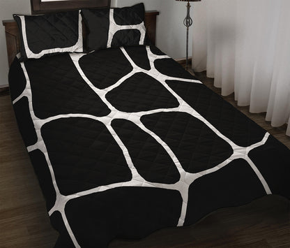 Black And White Giraffe Pattern Print Quilt Bed Set