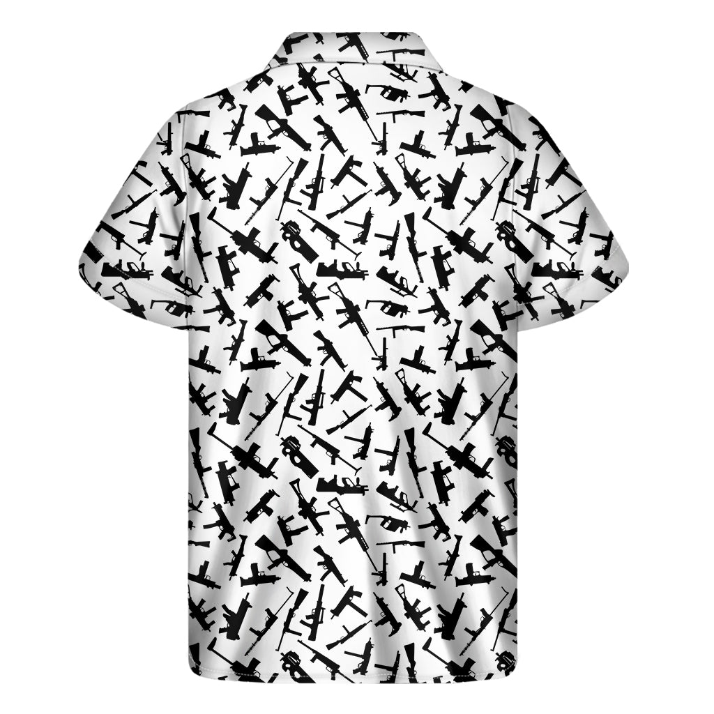 Black And White Guns Pattern Print Men's Short Sleeve Shirt
