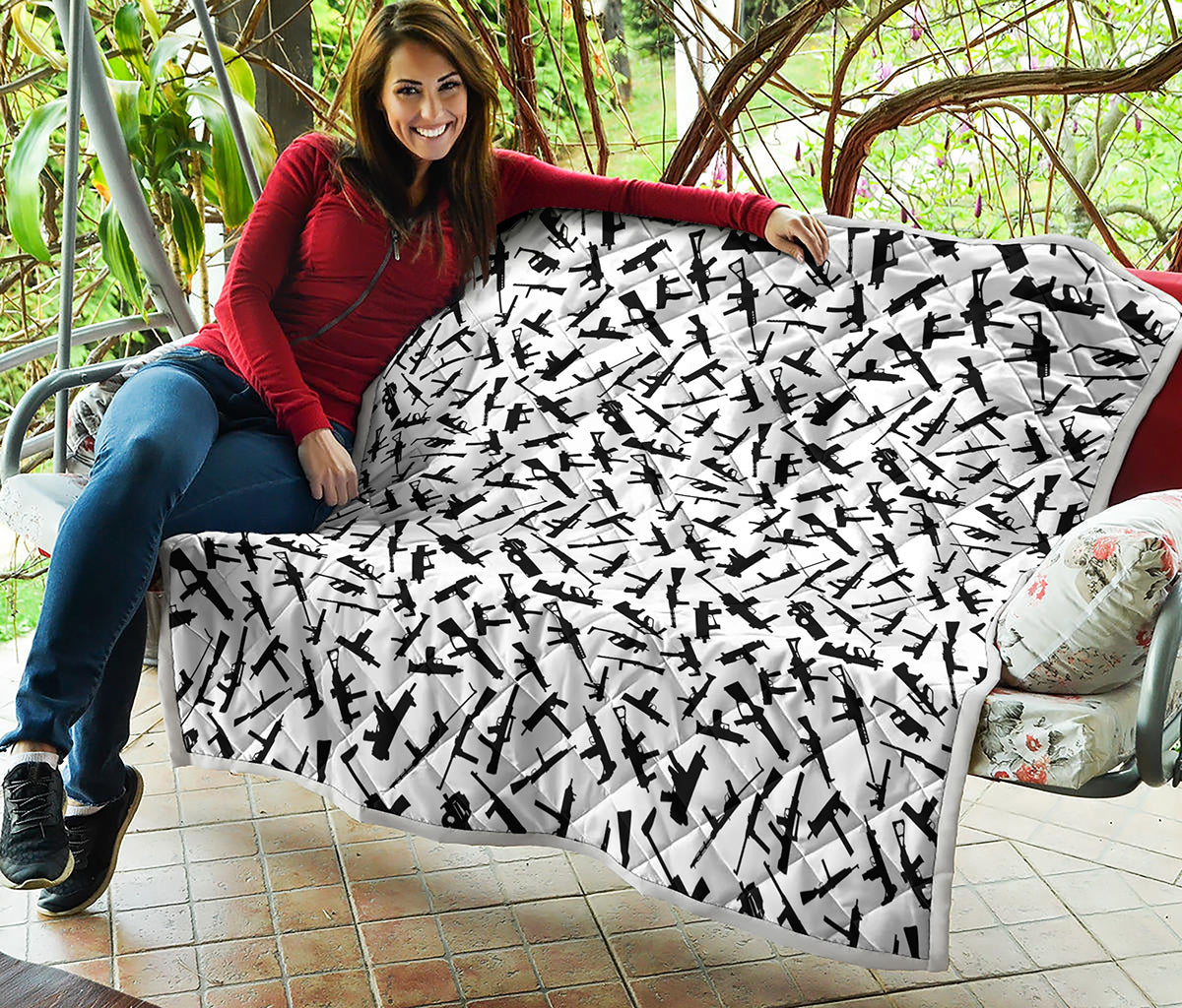 Black And White Guns Pattern Print Quilt