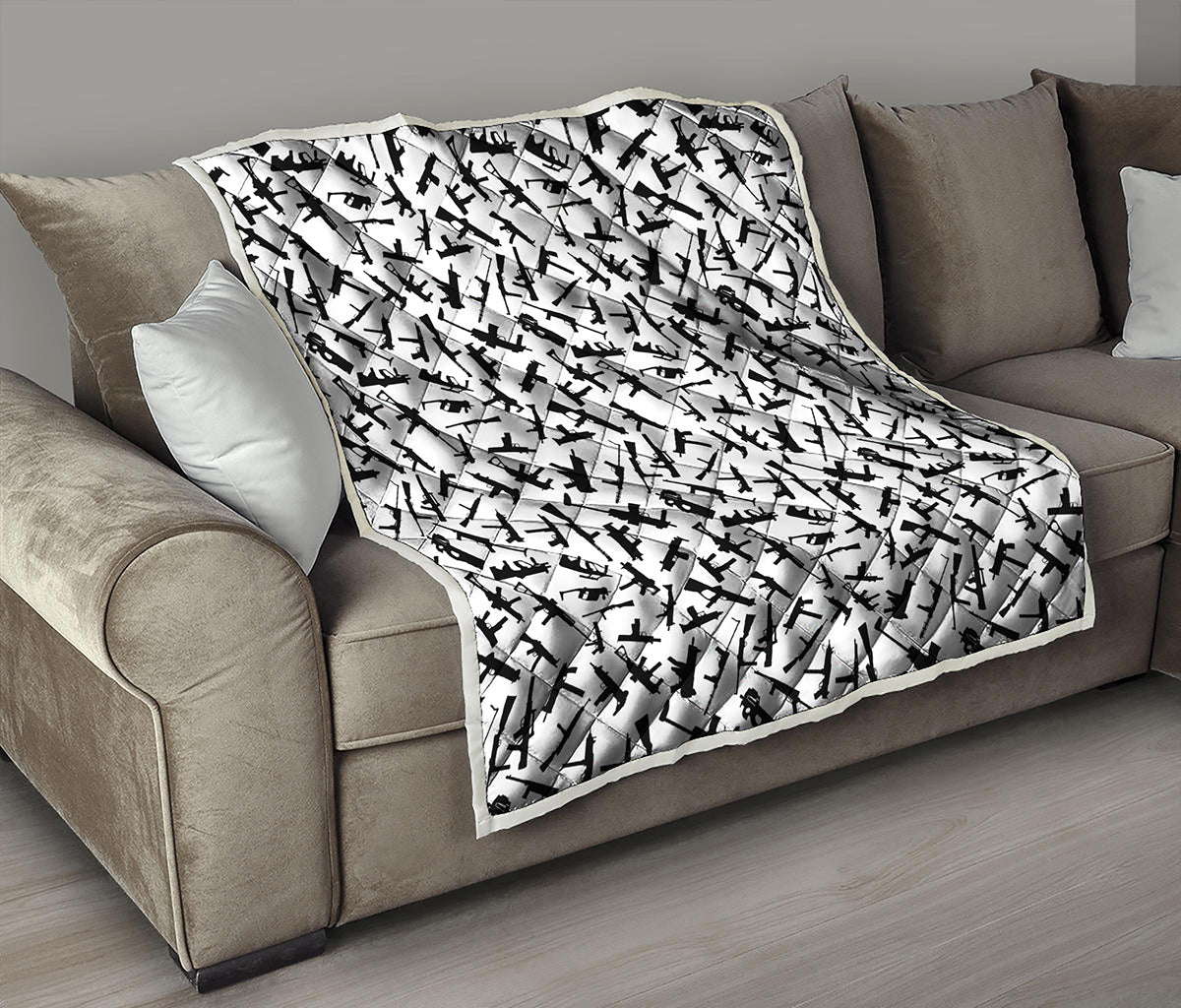 Black And White Guns Pattern Print Quilt