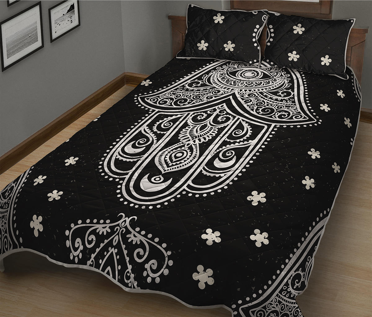 Black And White Hamsa Print Quilt Bed Set