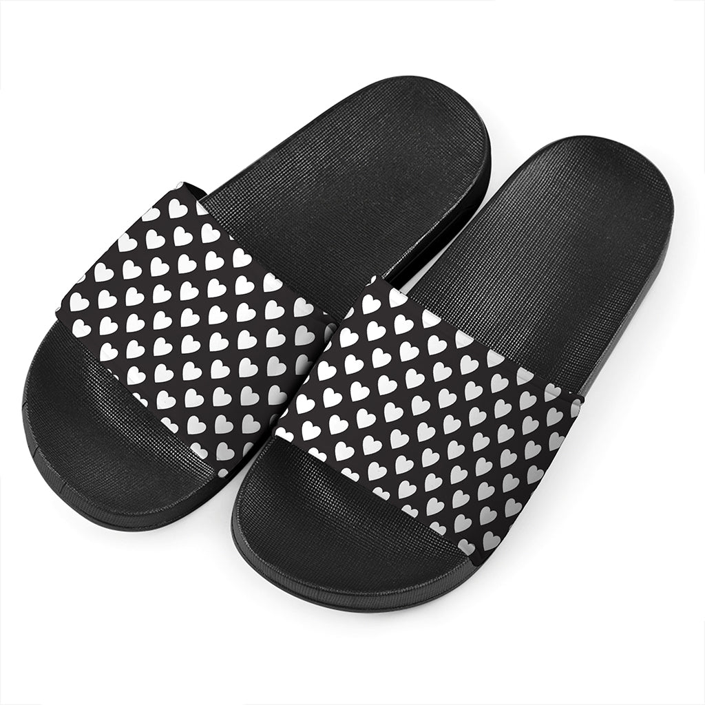 Black And White Heart Pattern Print Black Slide Sandals