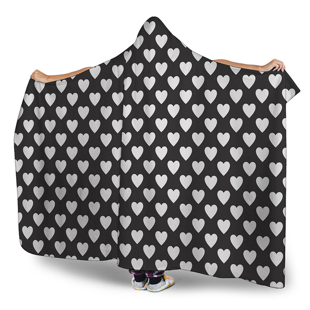 Black And White Heart Pattern Print Hooded Blanket