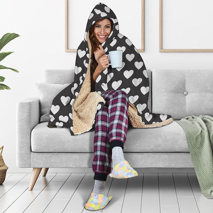 Black And White Heart Pattern Print Hooded Blanket
