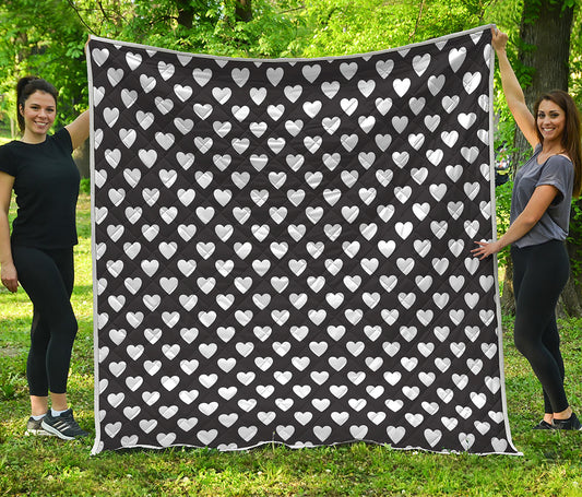 Black And White Heart Pattern Print Quilt
