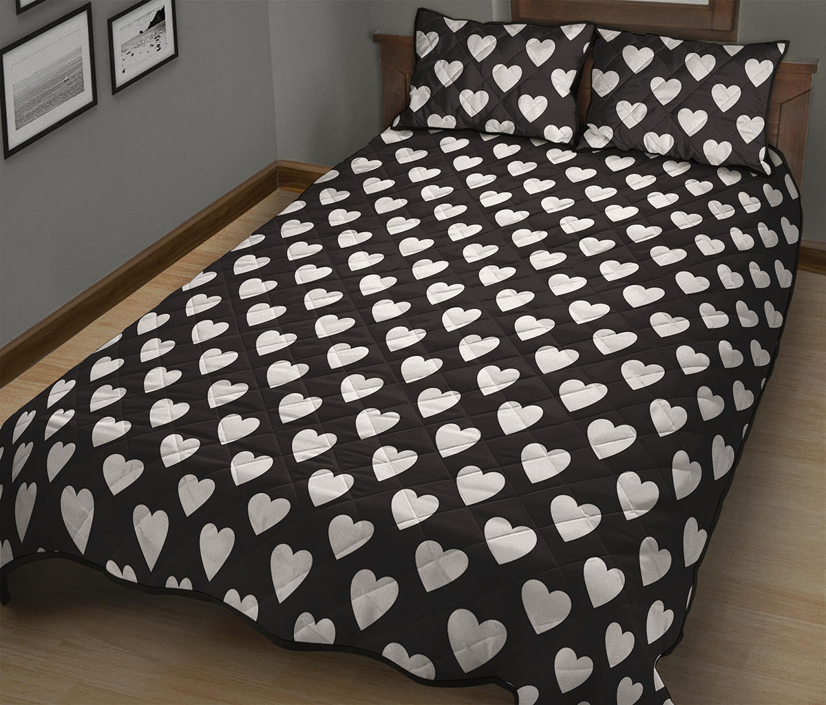 Black And White Heart Pattern Print Quilt Bed Set