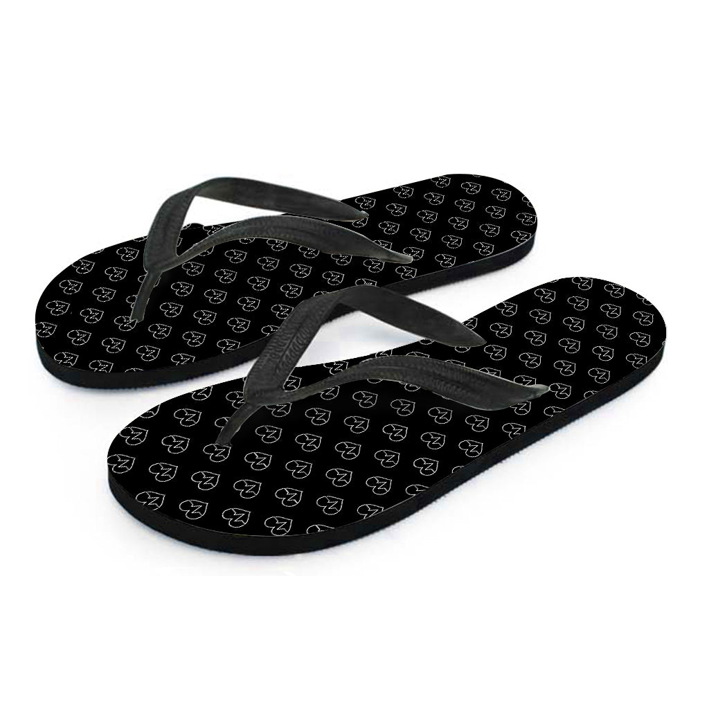 Black And White Heartbeat Pattern Print Flip Flops
