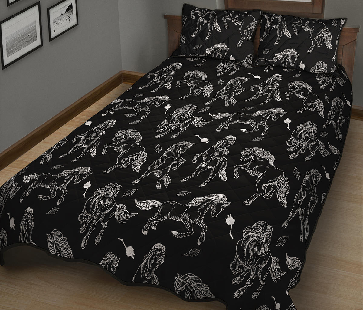 Black And White Horse Pattern Print Quilt Bed Set