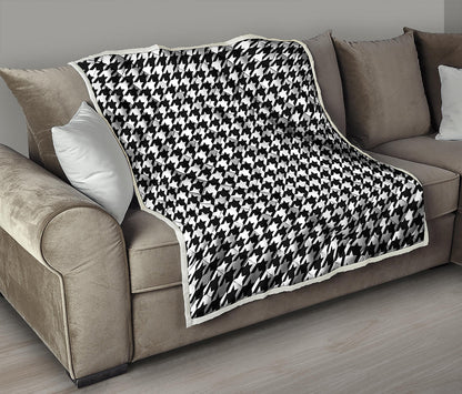 Black And White Houndstooth Print Quilt