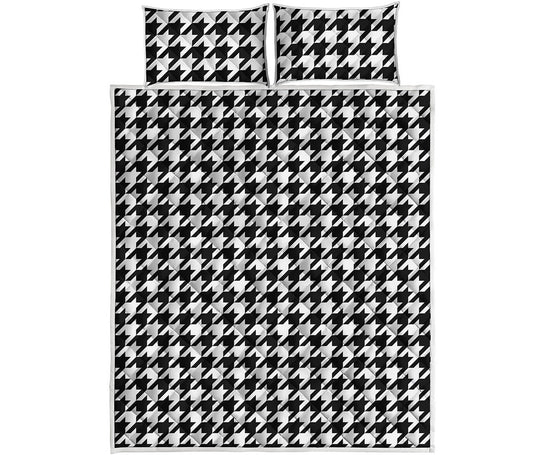 Black And White Houndstooth Print Quilt Bed Set