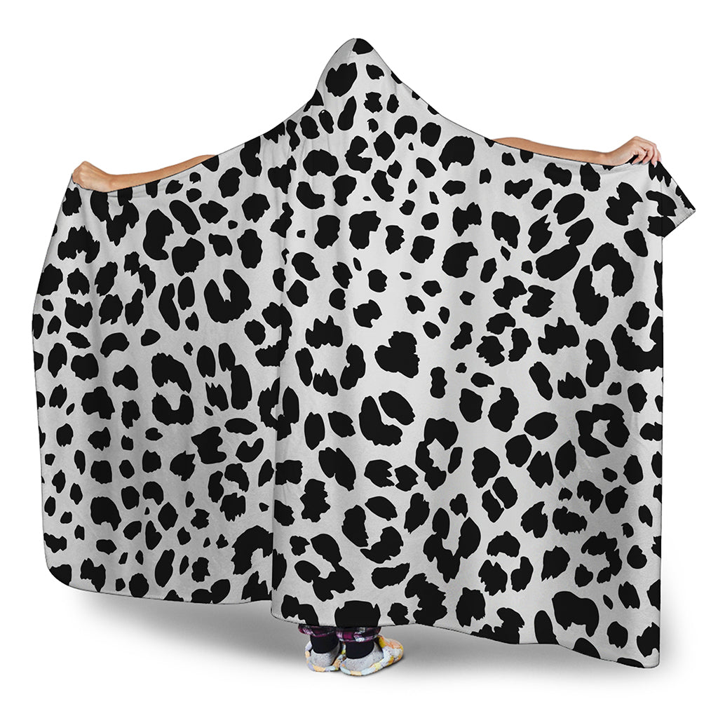 Black And White Jaguar Pattern Print Hooded Blanket
