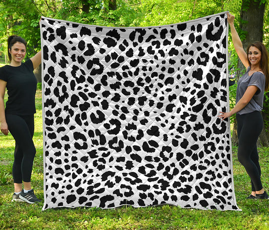 Black And White Jaguar Pattern Print Quilt