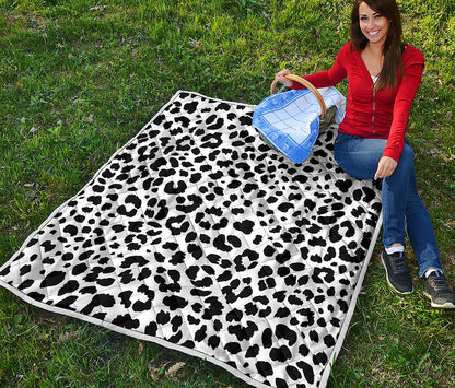 Black And White Jaguar Pattern Print Quilt