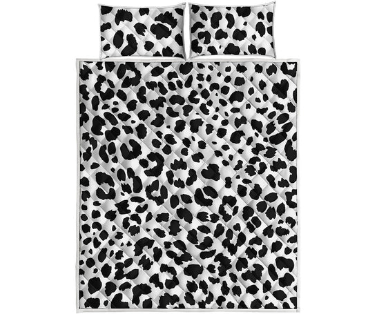 Black And White Jaguar Pattern Print Quilt Bed Set