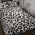 Black And White Jaguar Pattern Print Quilt Bed Set