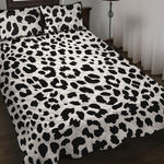 Black And White Jaguar Pattern Print Quilt Bed Set