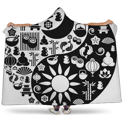 Black And White Japanese Yin Yang Print Hooded Blanket