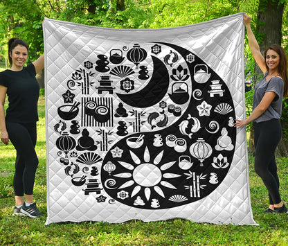 Black And White Japanese Yin Yang Print Quilt