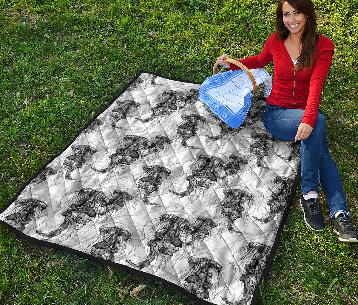 Black And White Jellyfish Pattern Print Quilt