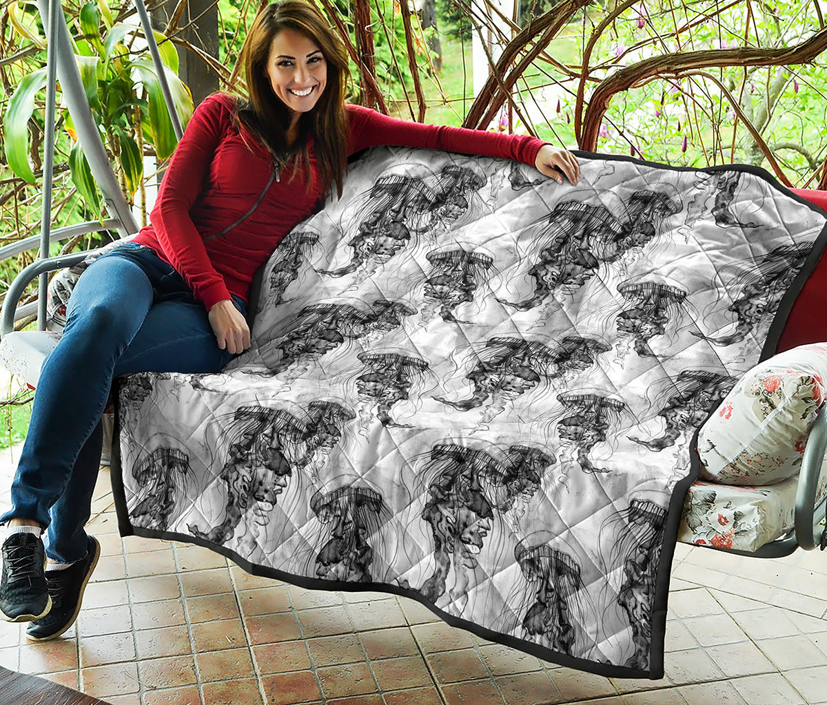 Black And White Jellyfish Pattern Print Quilt
