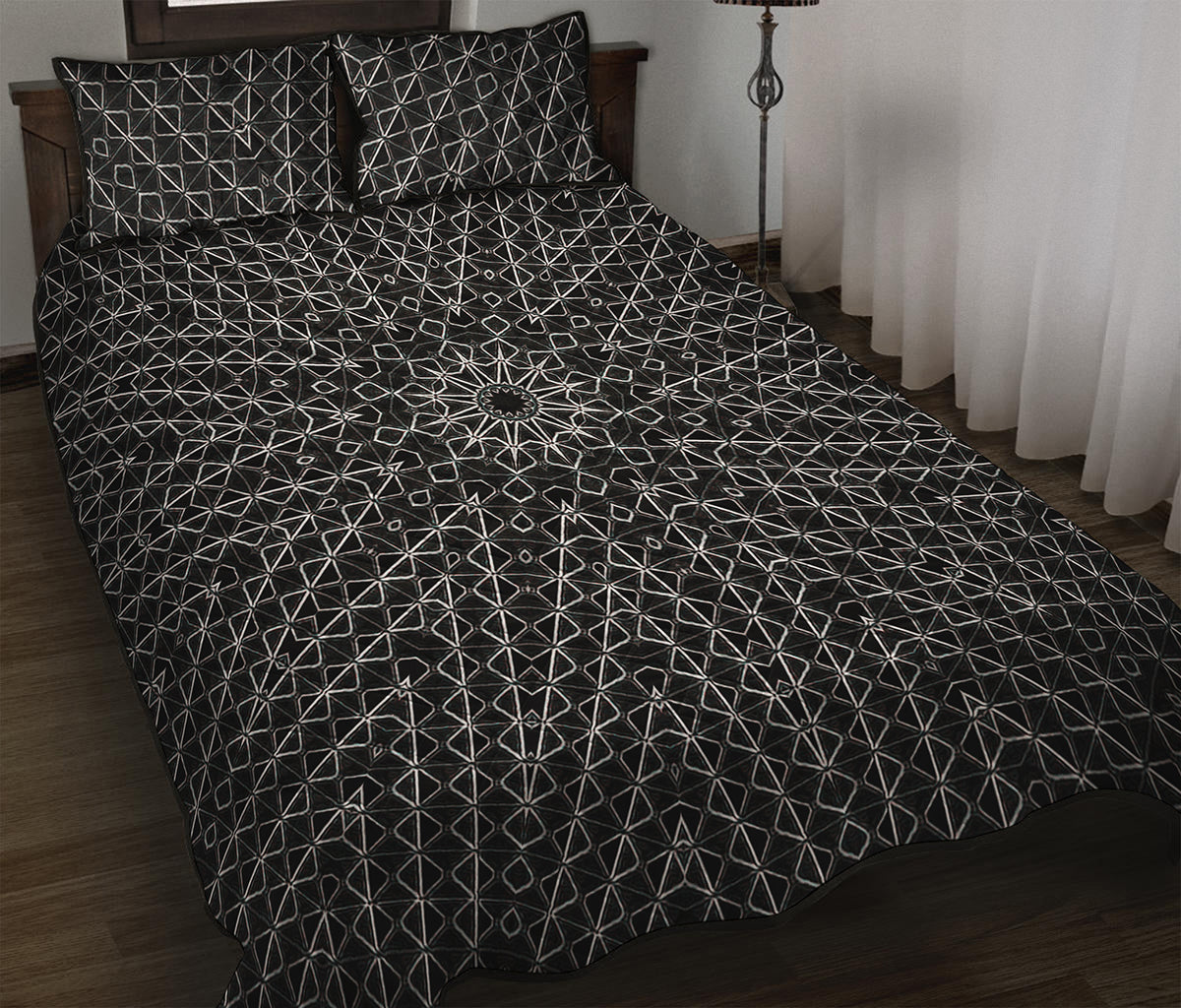Black And White Kaleidoscope Print Quilt Bed Set