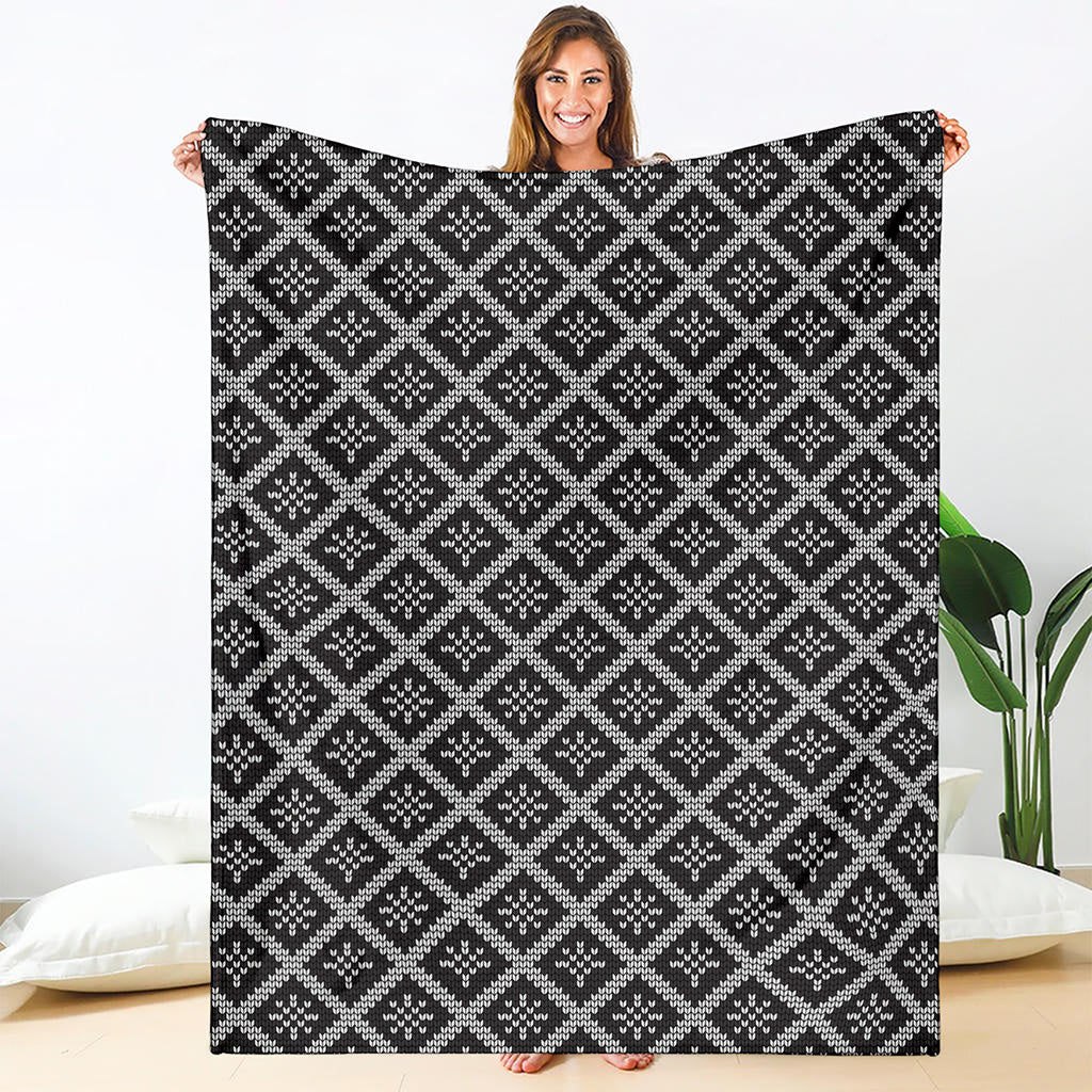 Black And White Knitted Pattern Print Blanket