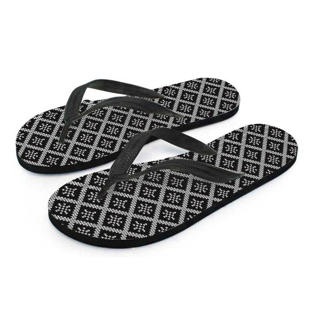 Black And White Knitted Pattern Print Flip Flops