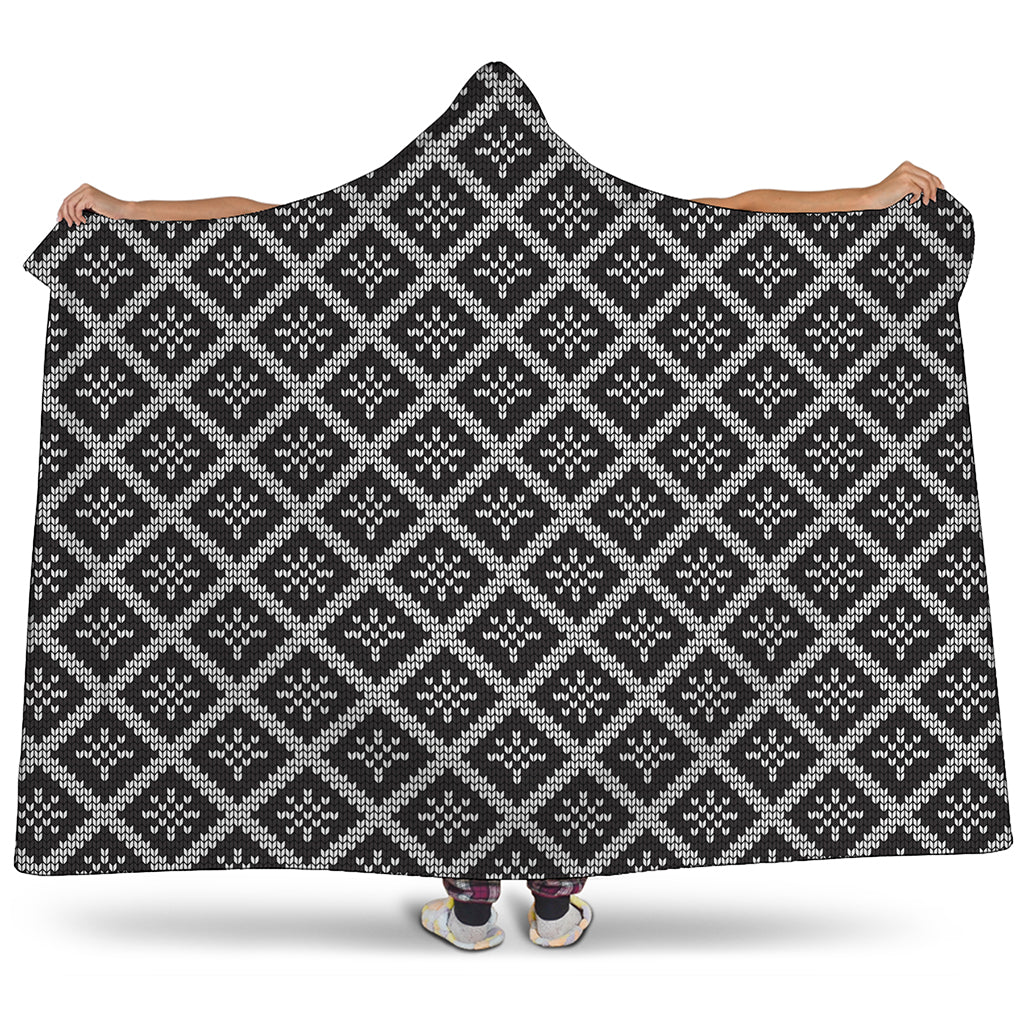Black And White Knitted Pattern Print Hooded Blanket
