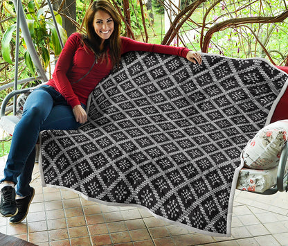 Black And White Knitted Pattern Print Quilt