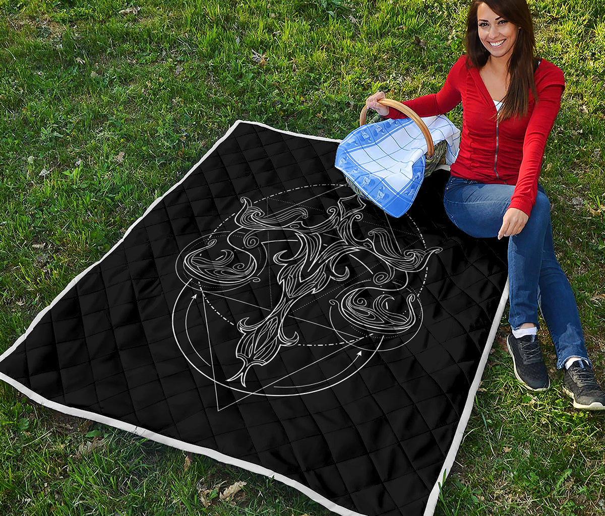 Black And White Libra Sign Print Quilt