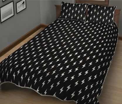 Black And White Lightning Pattern Print Quilt Bed Set