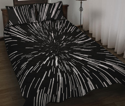 Black And White Lightspeed Print Quilt Bed Set