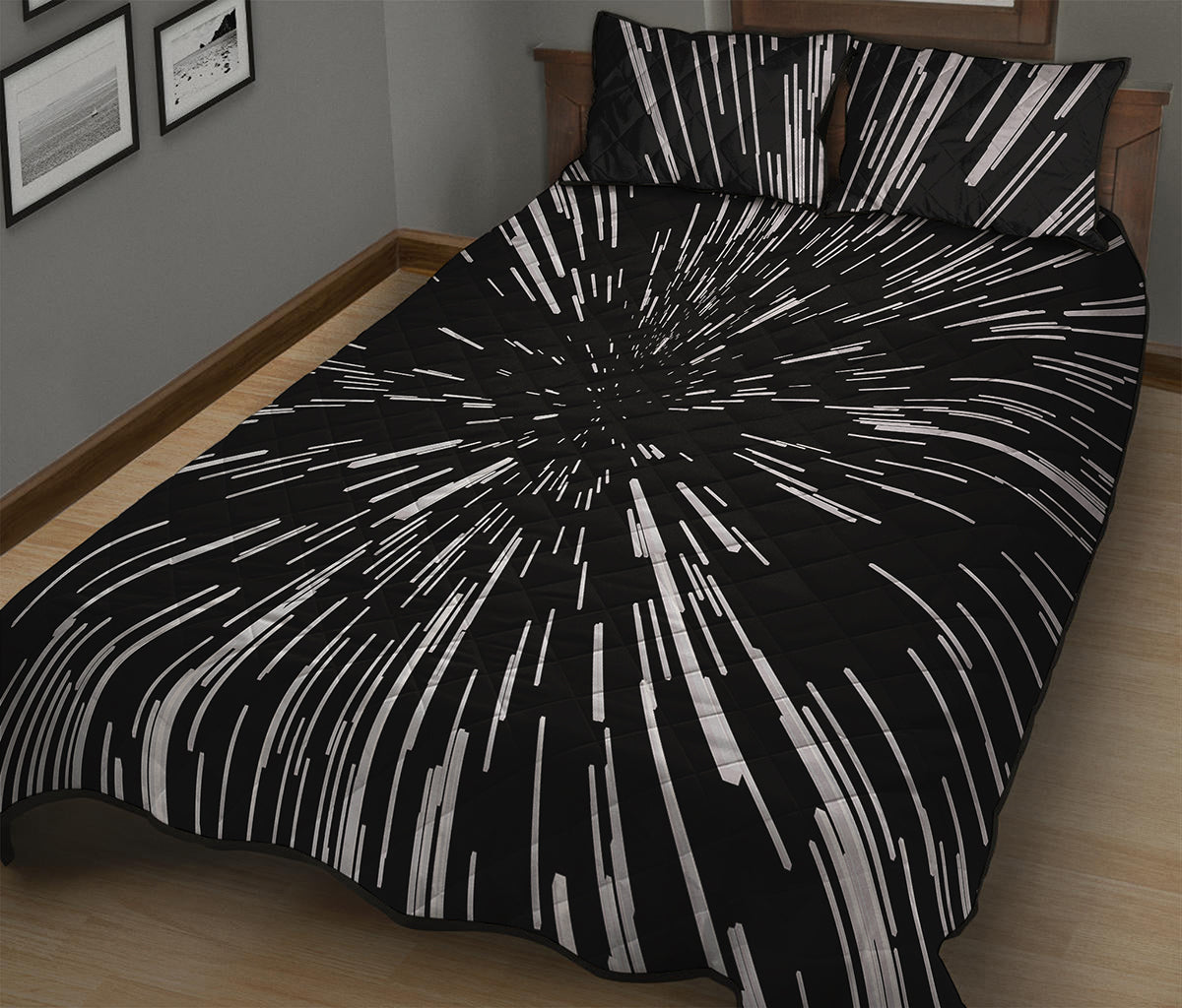 Black And White Lightspeed Print Quilt Bed Set