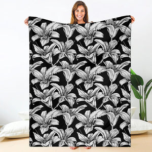 Black And White Lily Pattern Print Blanket