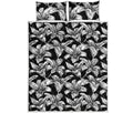 Black And White Lily Pattern Print Quilt Bed Set