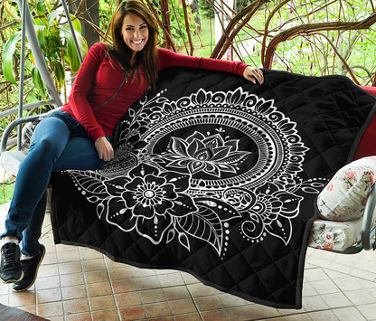 Black And White Lotus Flower Print Quilt
