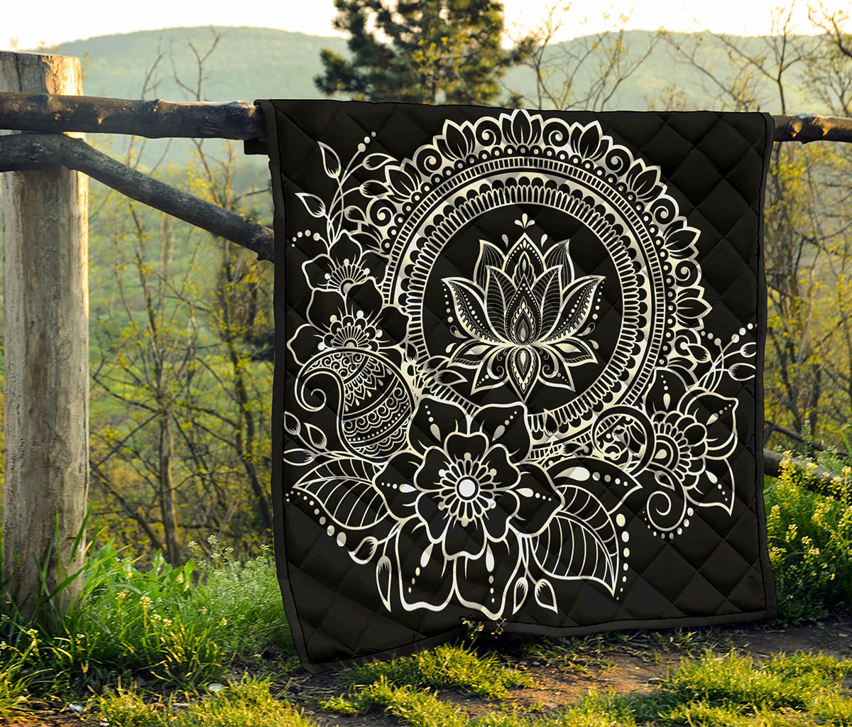 Black And White Lotus Flower Print Quilt