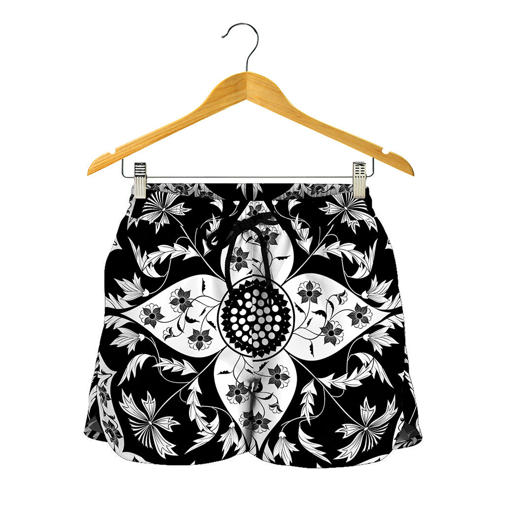 Black And White Lotus Mandala Print Women's Shorts