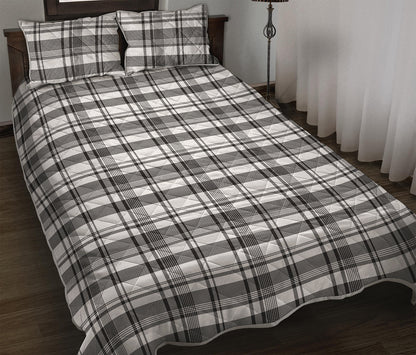 Black And White Madras Pattern Print Quilt Bed Set