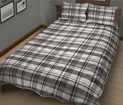 Black And White Madras Pattern Print Quilt Bed Set