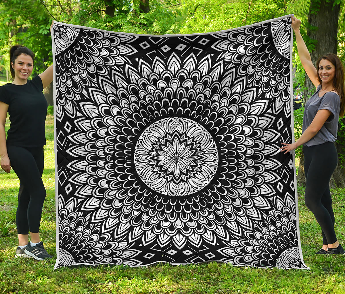 Black And White Mandala Print Quilt
