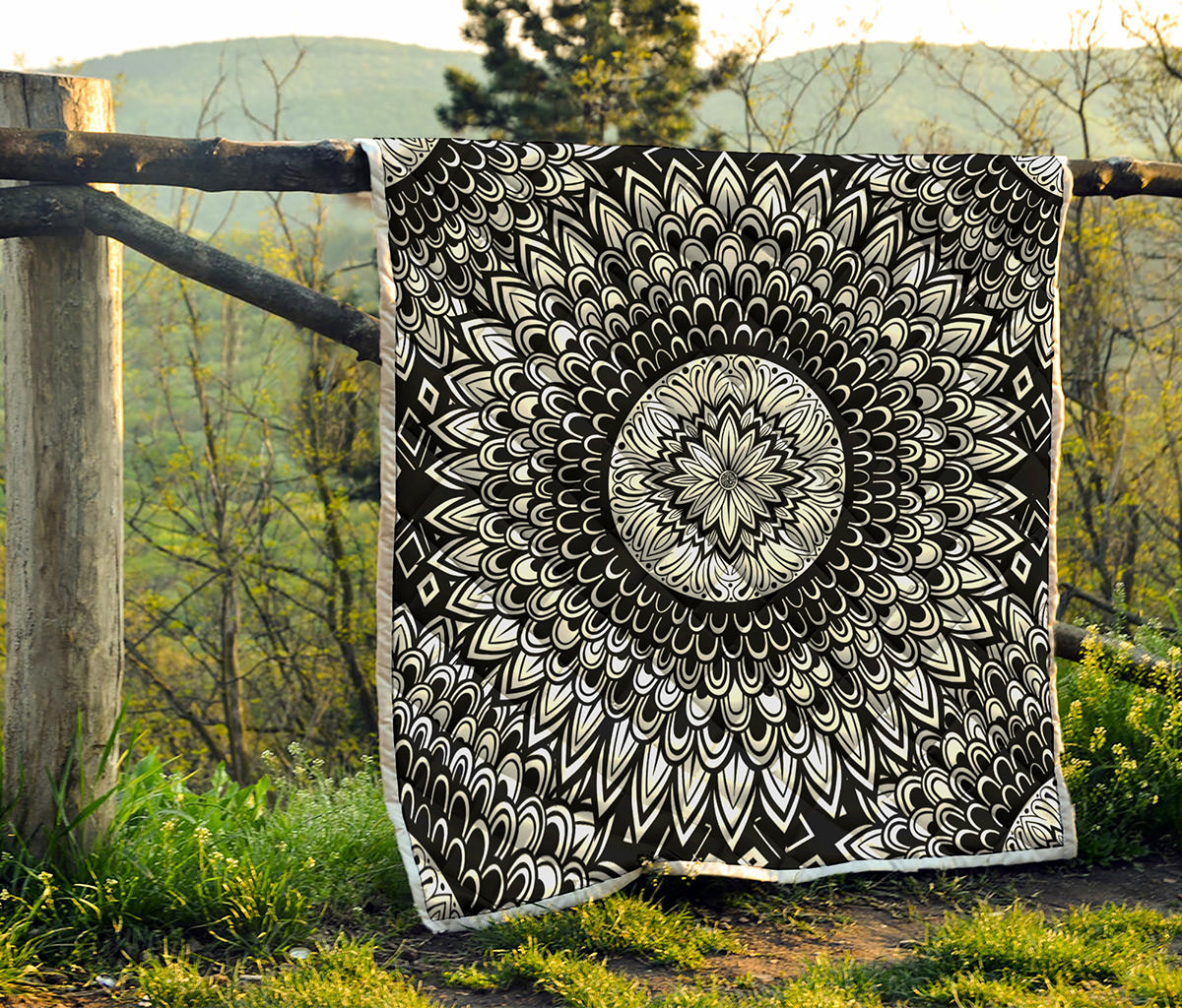 Black And White Mandala Print Quilt
