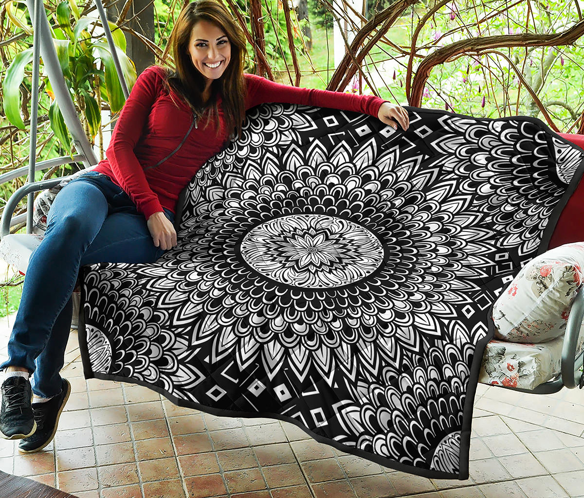 Black And White Mandala Print Quilt